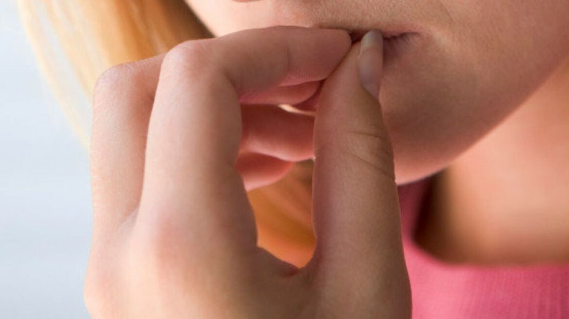 se ronger les ongles arreter