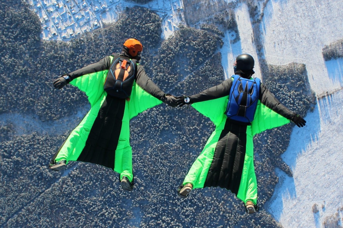 saut en wingsuit
